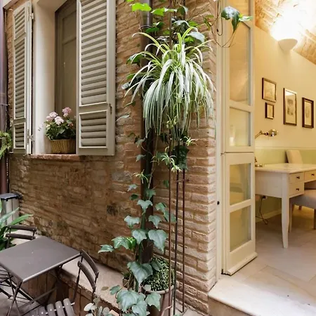 Casa Nadia, Storico Accanto Al Duomo Parma